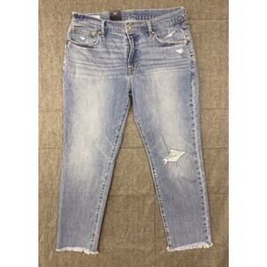 GAP Girlfriend Mid Rise Jeans – Size 30/10R NEW